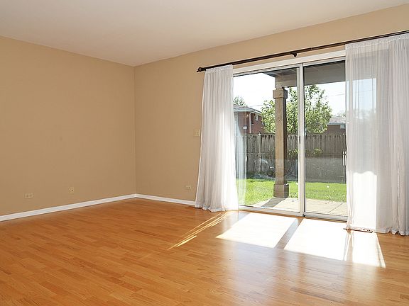 5th image of 2667 S Cedar Glen Dr