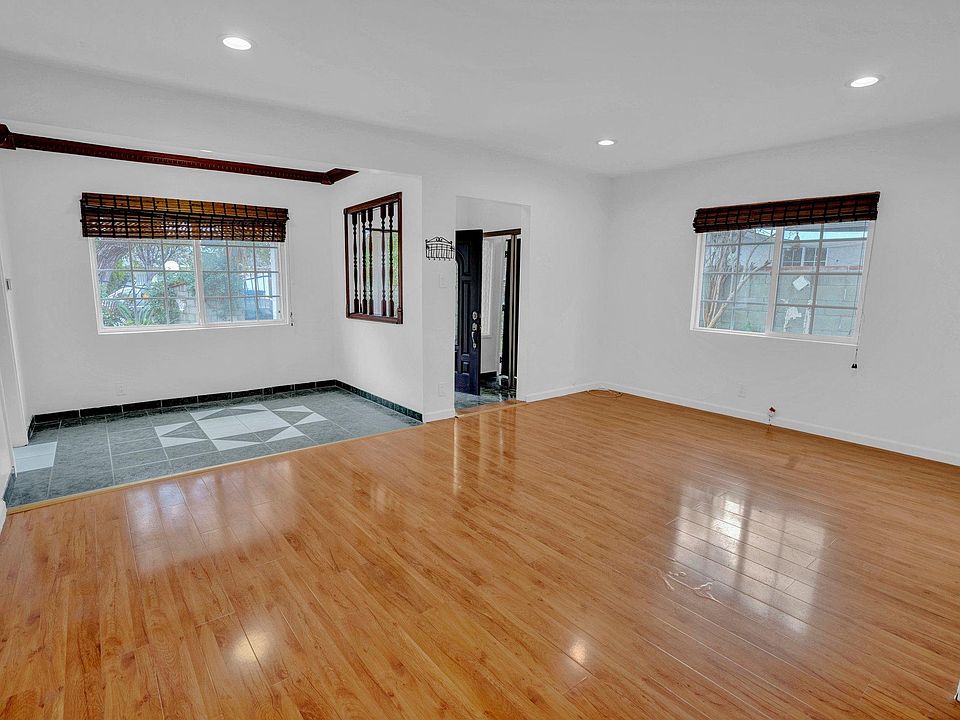 14833 Cohasset St, Van Nuys, CA 91405 | Zillow