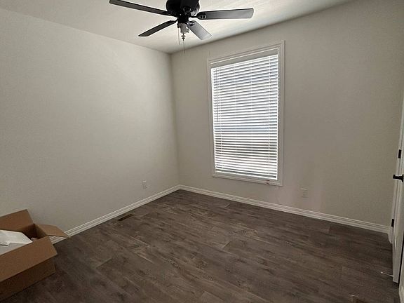 4th image of 3444 W Center St #3