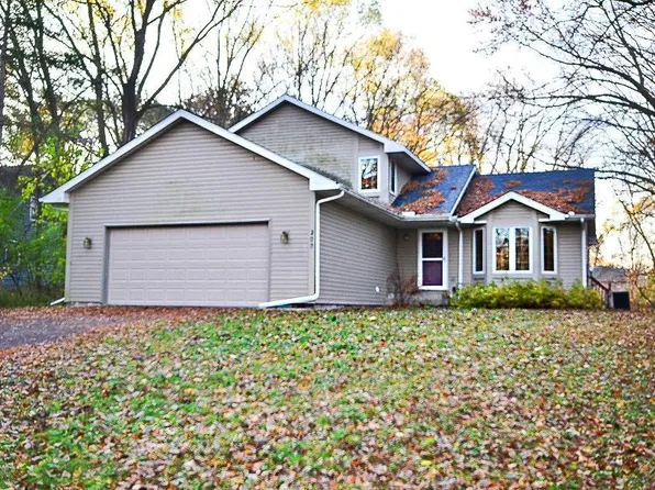 200 Heidi Ln, Saint Paul, MN 55115