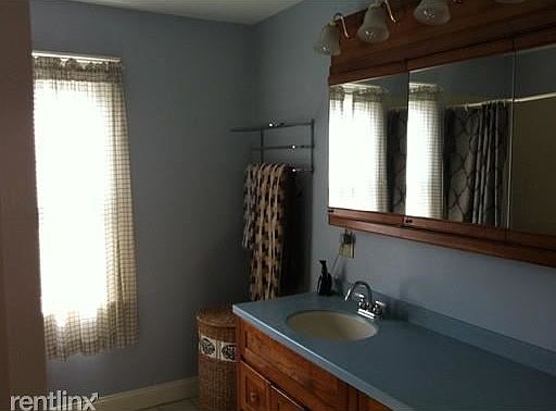 642 Huron Ave. #2 Cambridge Shared Unit Photo 10