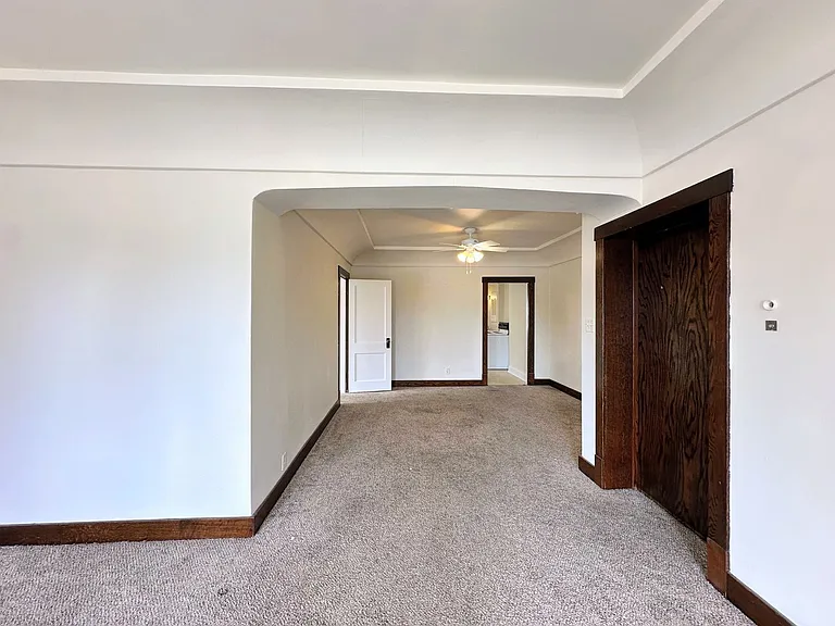 812 State St — Photo 6