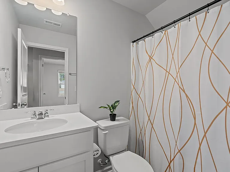 1427 New Sun Dr SE — Photo 11