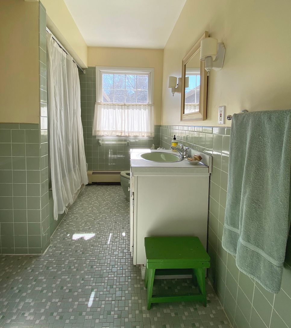  Downstairs Bathroom