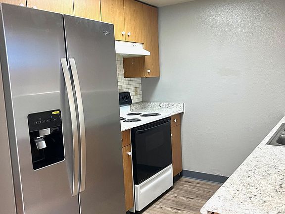 4th image of 9510 Bancroft Way #9510