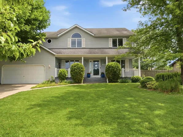 10031 Northcote Ct, Saint John, IN 46373