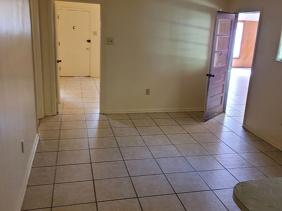 4th image of 2236 Yazoo St