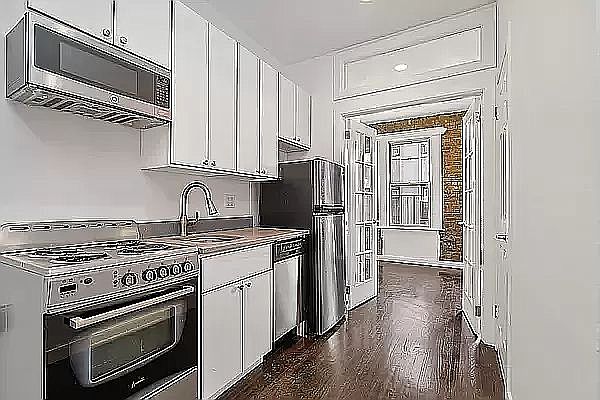 1st image of 104 Forsyth St #26