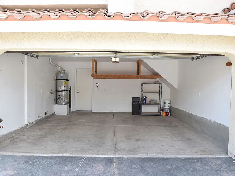 8765 Country Pines Ave — Photo 38