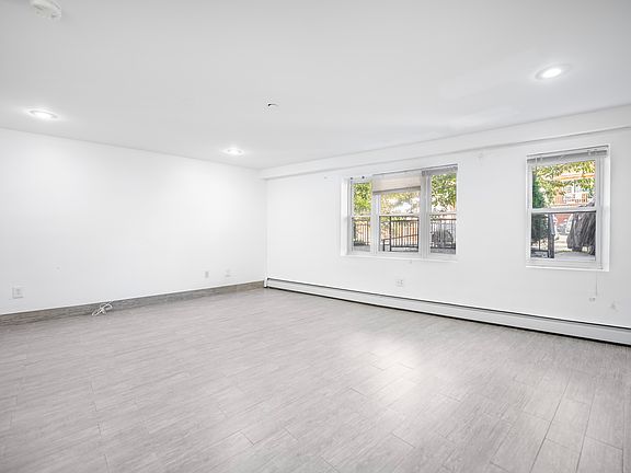 4th image of 2734 E 23rd St #1F