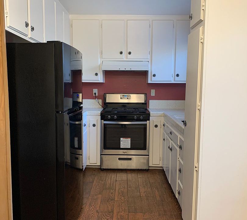 1st image of 4669 32nd St #7