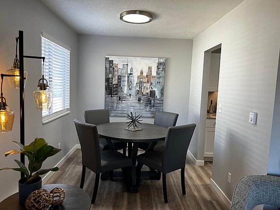 5th image of 557 N Sparn Ct APT 3