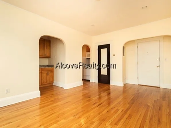 (undisclosed Address), Somerville, MA 02143