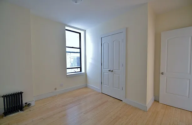 Rented by CITY SKYLINE REALTY INC | media 43