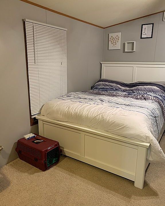 Master bed