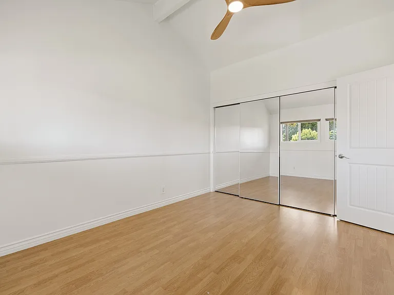 4501 Regents Ct — Photo 41