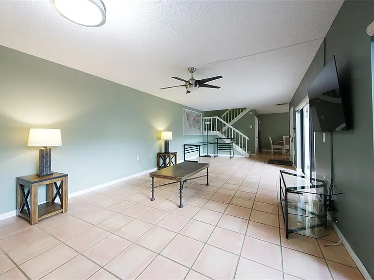 1700 Embassy Dr #504 — Photo 25
