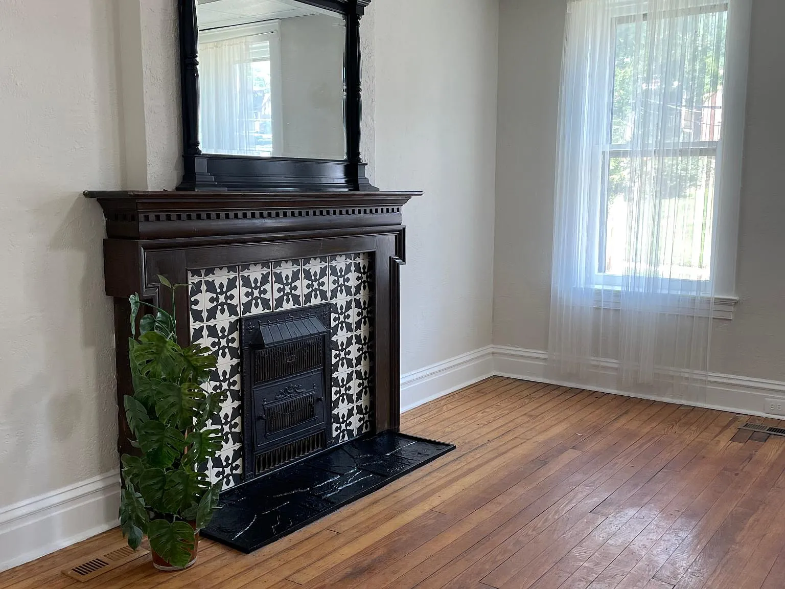3535 Wisconsin Ave — Photo 3