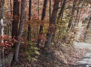 1 Clayburn Ave, Jamestown, TN 38556