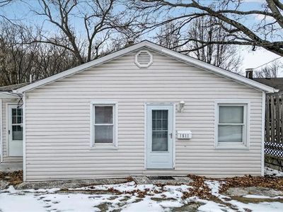 1511 Laurel St, Highland, IL, 62249