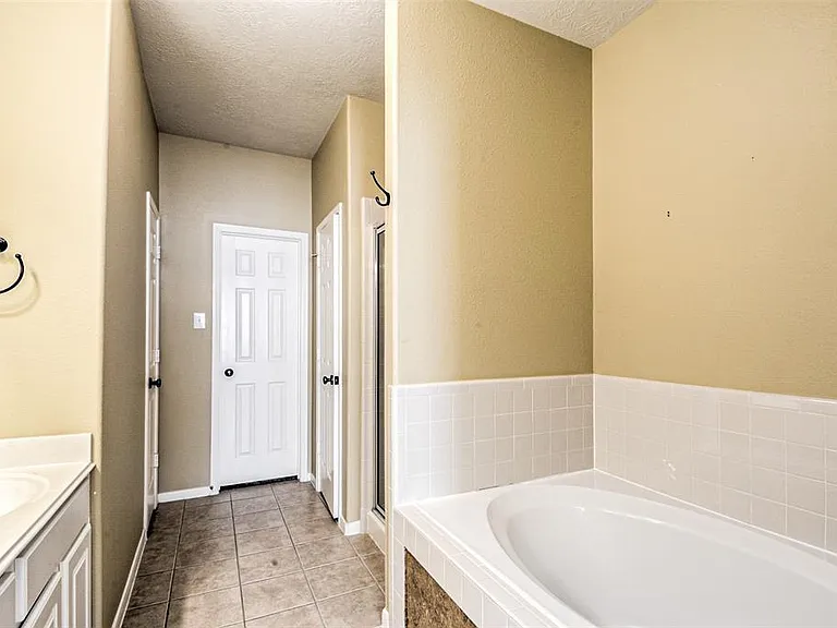 4634 Arbor Ln — Photo 24