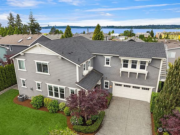 2nd image of 411 2nd Avenue S