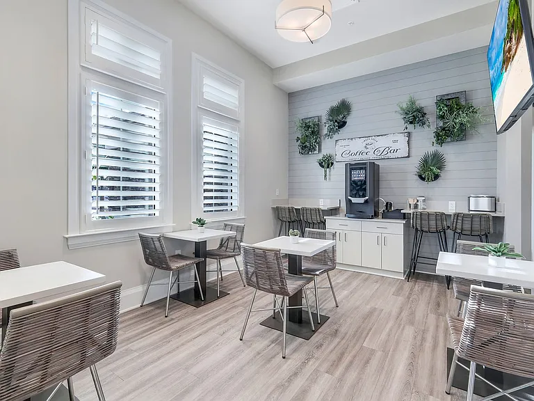 13856 Pine Lodge Ln — Photo 20