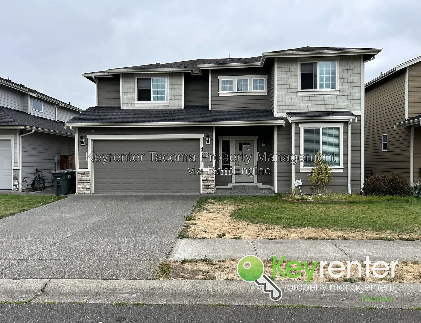 4 bed, 2.0 bath, 2578 sqft, $3,200 — Photo 1