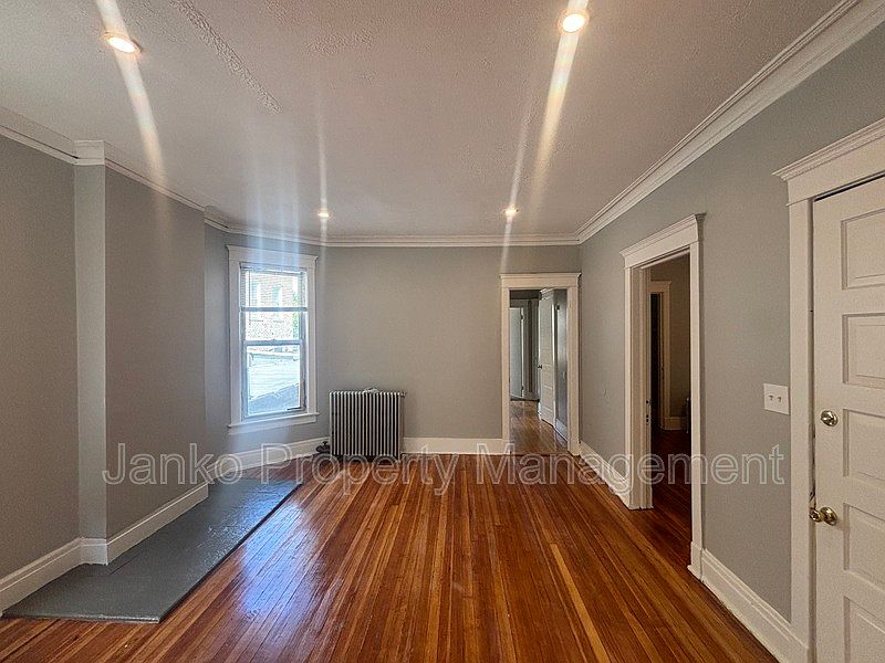 1st image of 1406 E 72nd St Suite 2