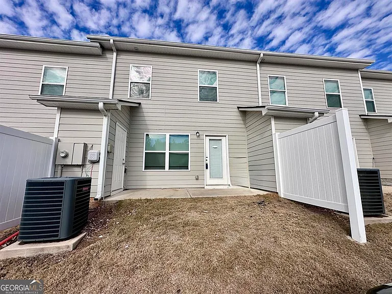 306 Ashigan St — Photo 17