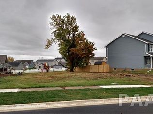 1105 Devon Ln, Washington, IL 61571