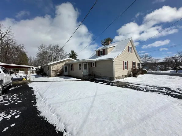 118 Central Ave APT 101, Keuka Park, NY 14478