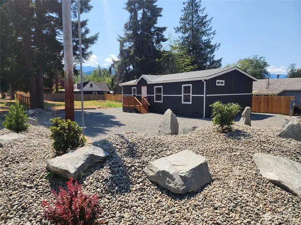 1300 W Pollow Road, Port Angeles, WA 98363