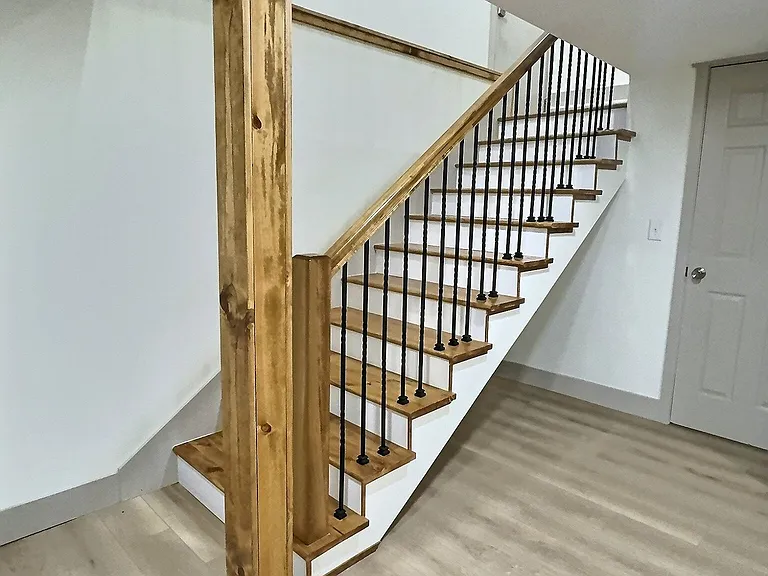 1215 N Washington St — Photo 12