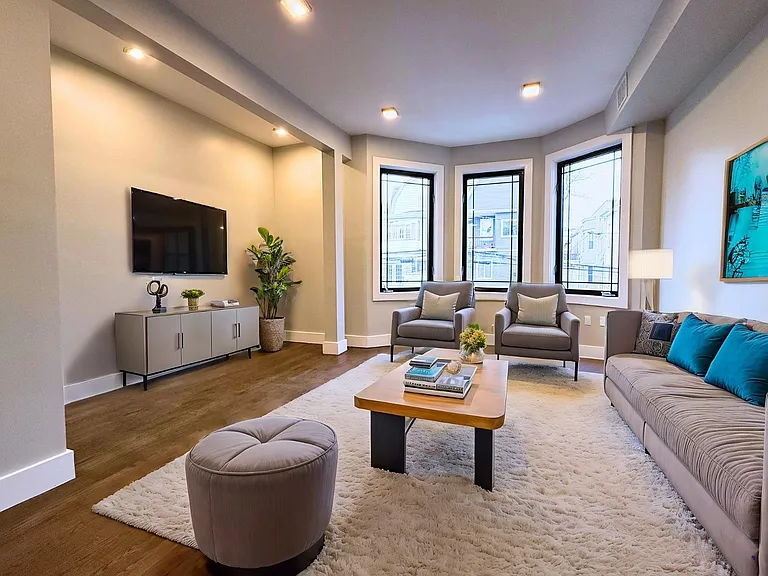 126 Randolph Ave #3R — Photo 1