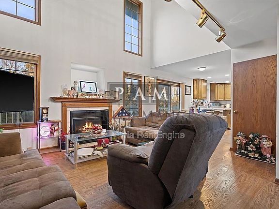 5th image of 3209 S Ridgecrest Ct