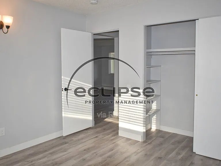 Summit View Apartments — Photo 185