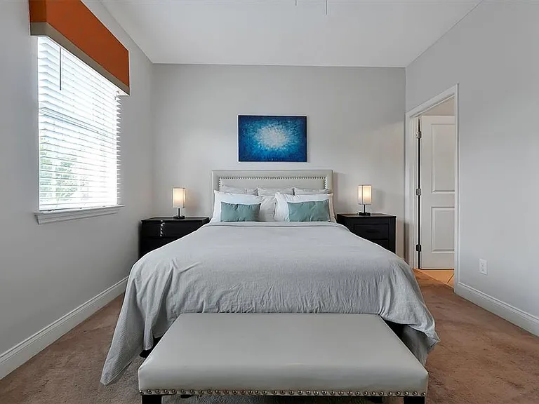 297 Captiva Dr — Photo 32