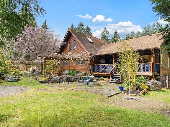 3rd image of 6907 Sellars Rd