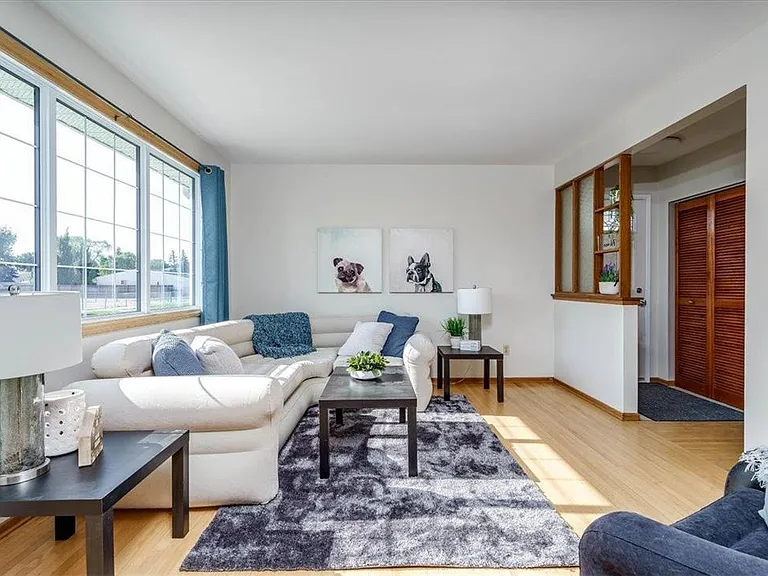 15 Lomond Blvd #15 — Photo 6