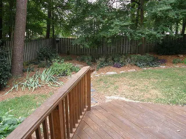 207 Cove Creek Dr — Photo 17