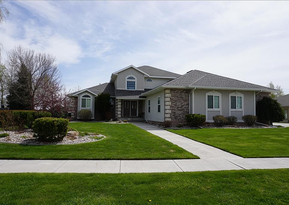 1st image of 5100 Gleneagles Dr