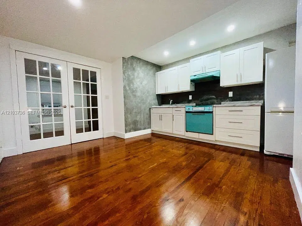Oakland Park Second Add — Photo 3
