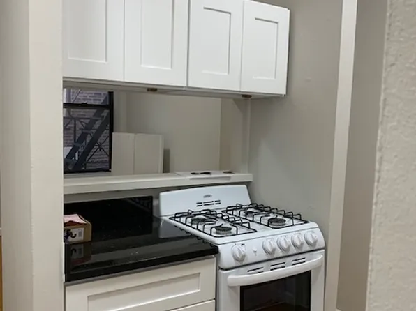 226 Thompson Street image 5 of 8