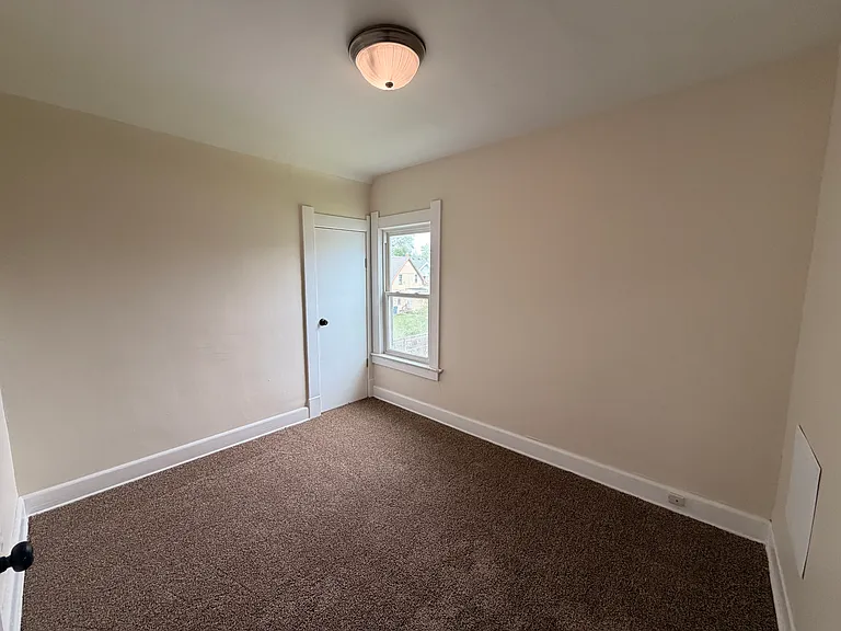 3218 Cottage Ave — Photo 15