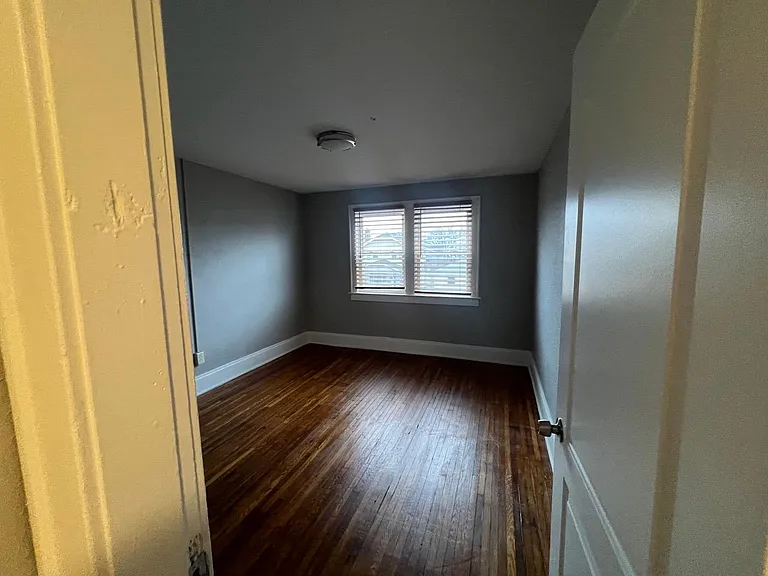 1102 E 17th Ave — Photo 11