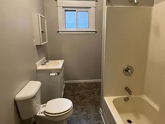 5th image of 765 Clancy Ave NE #2
