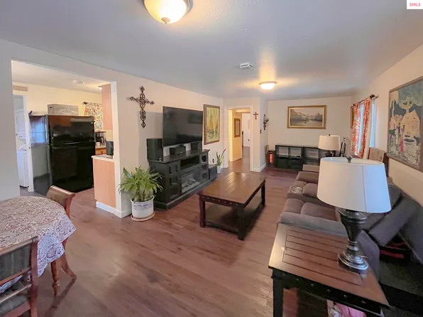 104 N Mill St, Clark Fork, ID 83811