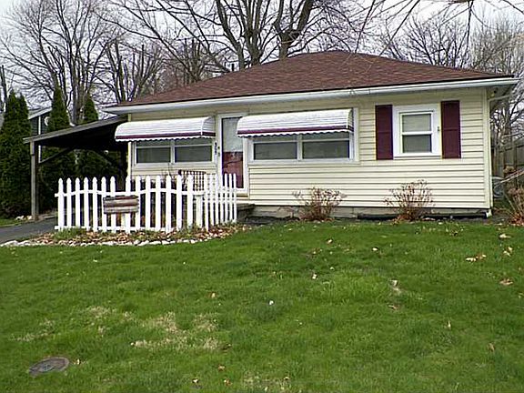 4th image of 305 Leisure Ln