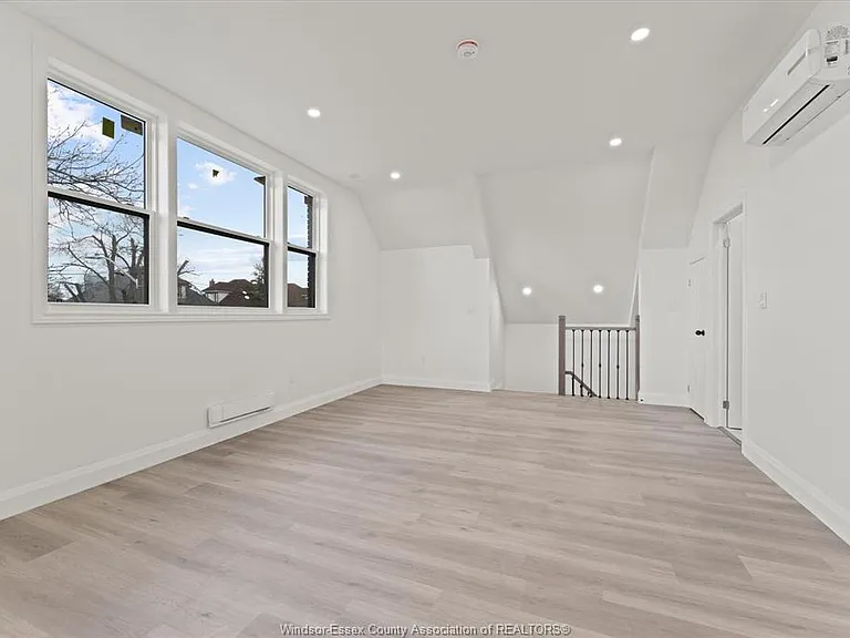702 Pierre Ave #1 — Photo 13
